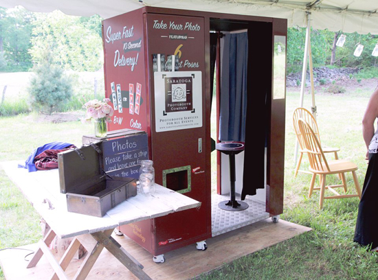Saratoga photobooth for fast photos at event venue