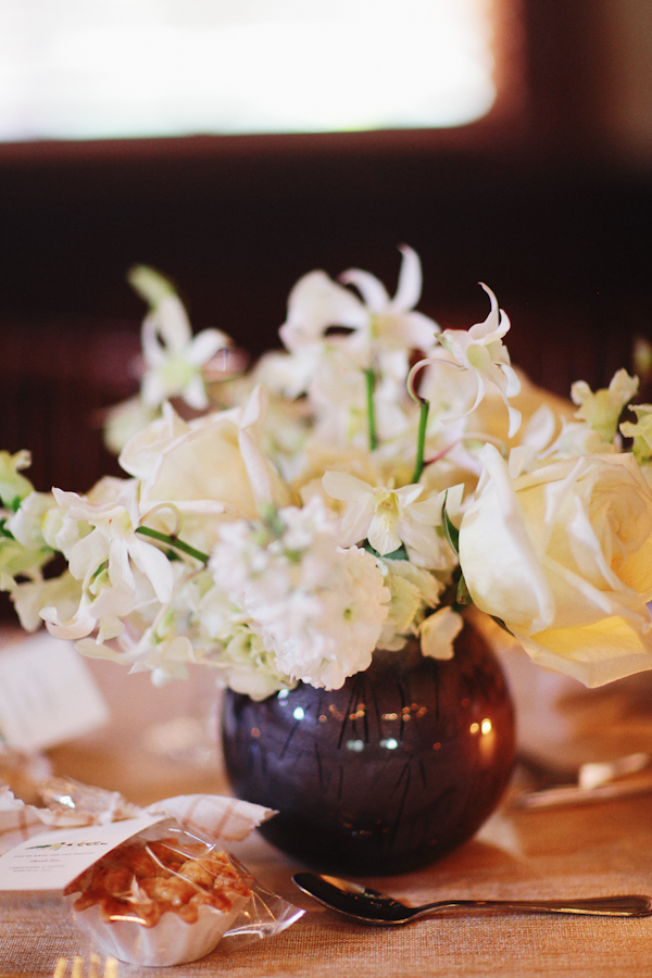 lavender-and-white-wedding-ideas-with