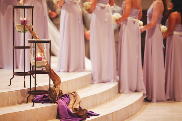 lavender-and-white-wedding-ideas-with