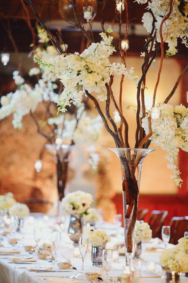 lavender-and-white-wedding-ideas-with