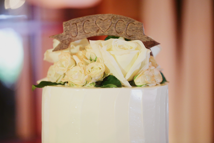 lavender-and-white-wedding-ideas-with