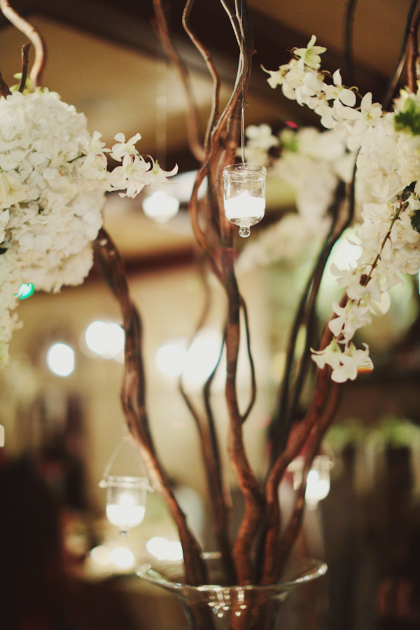 lavender-and-white-wedding-ideas-with