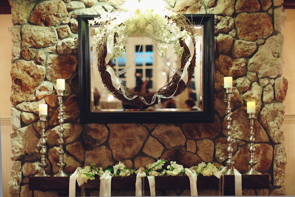 lavender-and-white-wedding-ideas-with
