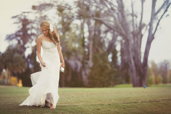 lavender-and-white-wedding-ideas-with