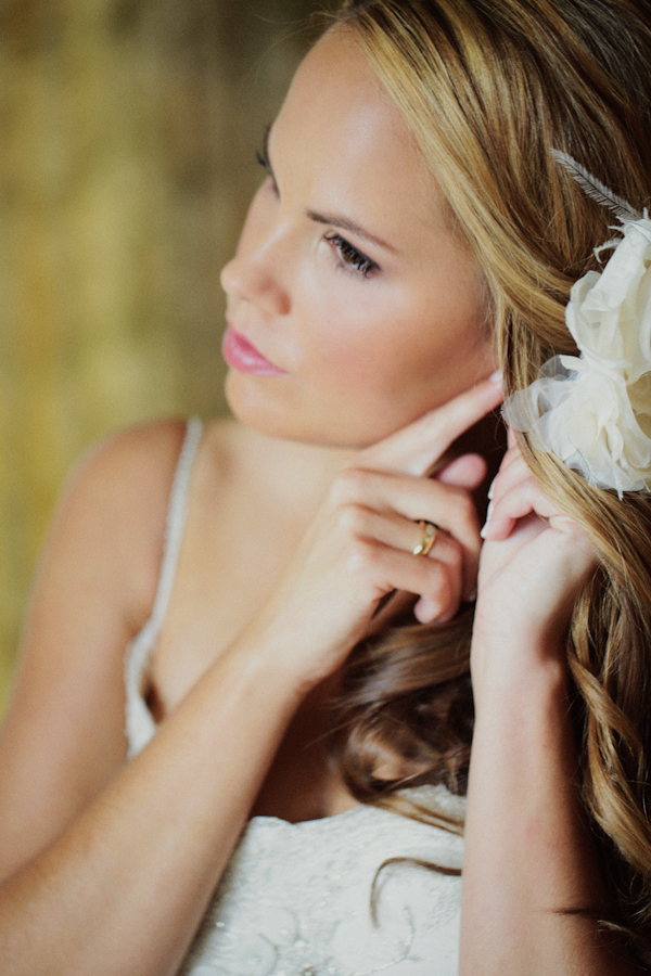 lavender-and-white-wedding-ideas-with
