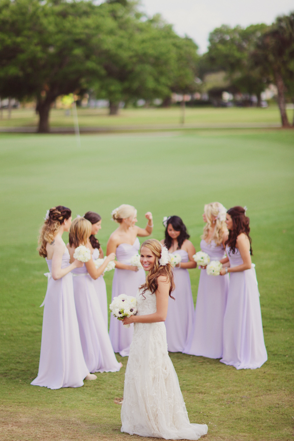 lavender-and-white-wedding-ideas-with