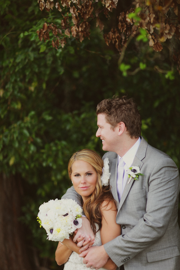 lavender-and-white-wedding-ideas-with