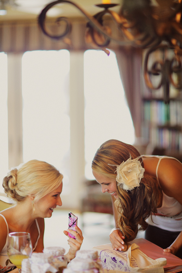 lavender-and-white-wedding-ideas-with