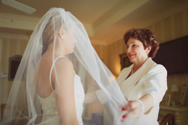 lavender-and-white-wedding-ideas-with