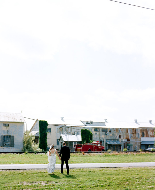 mississippi-wedding-at-the-shack-up-inn