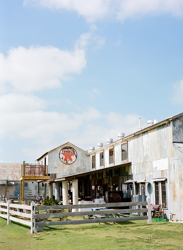 mississippi-wedding-at-the-shack-up-inn