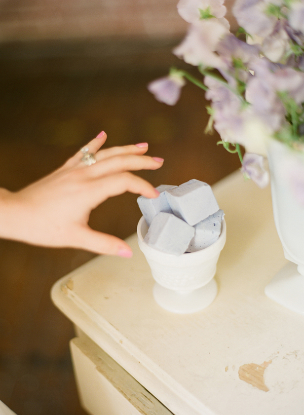 purple-ombre-wedding-ideas