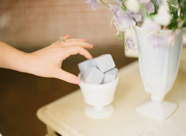 purple-ombre-wedding-ideas