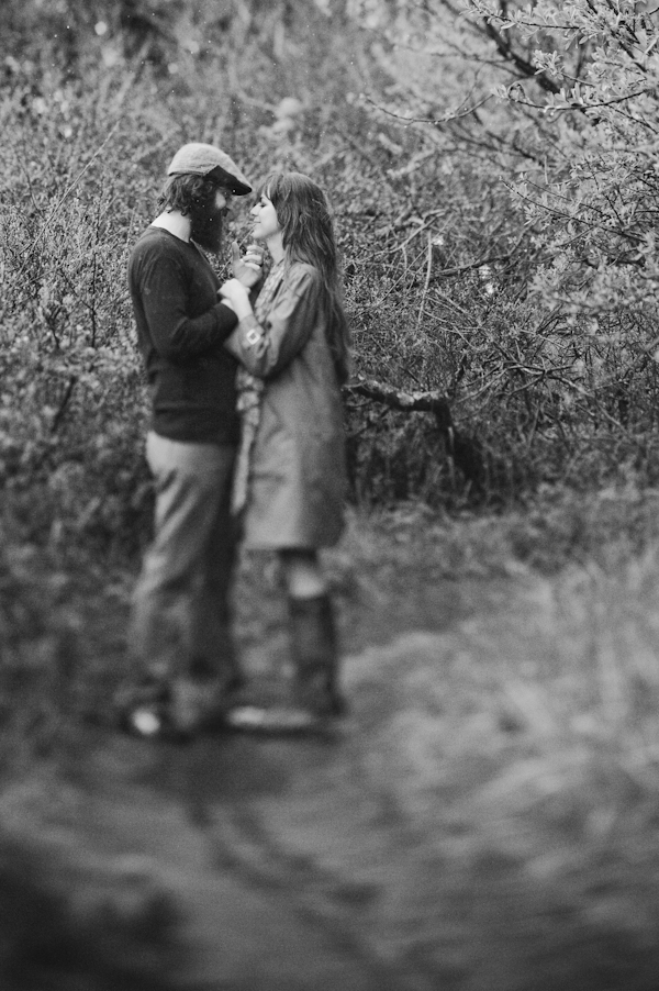 san-francisco-rainy-day-engagement