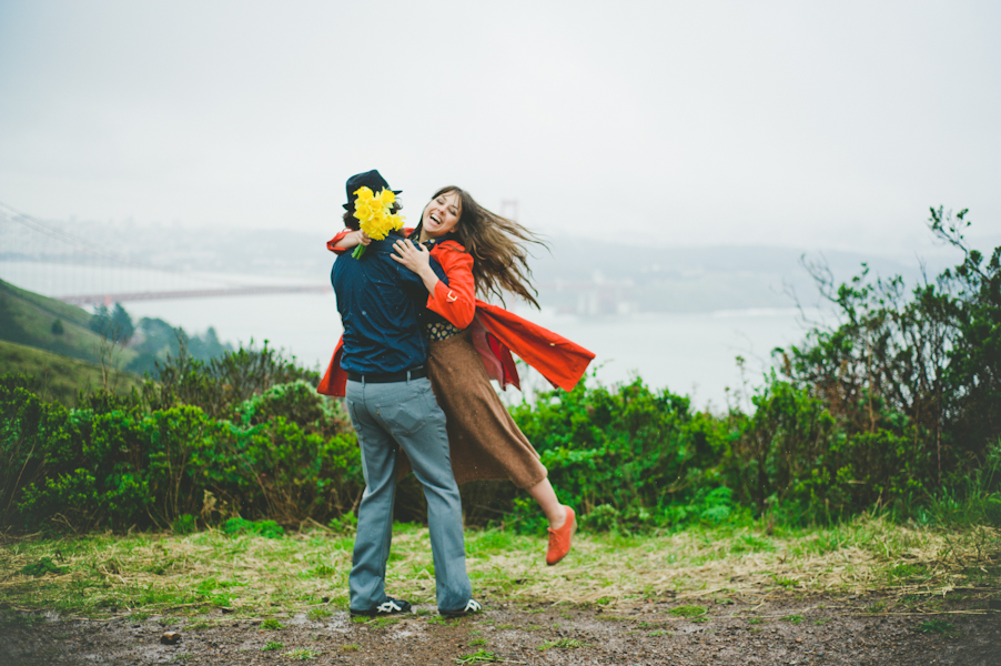 san-francisco-rainy-day-engagement