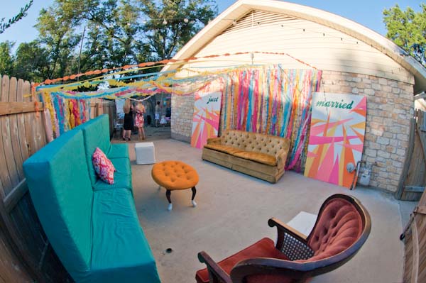 unique-and-artsy-backyard-wedding