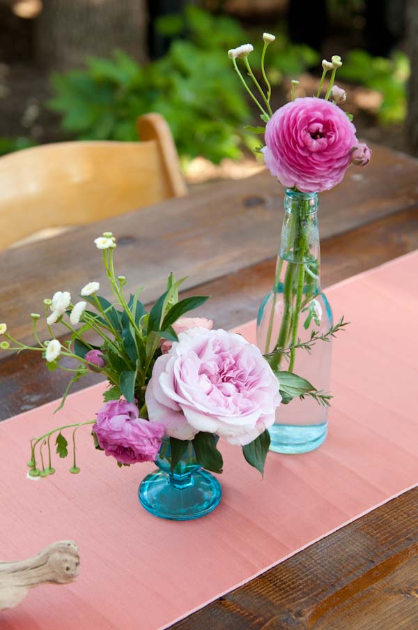 unique-and-artsy-backyard-wedding