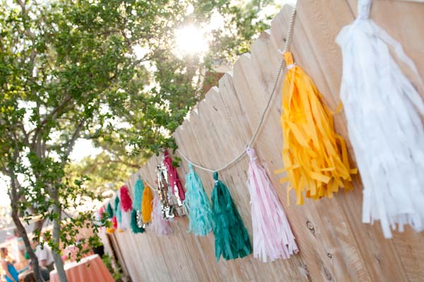 unique-and-artsy-backyard-wedding