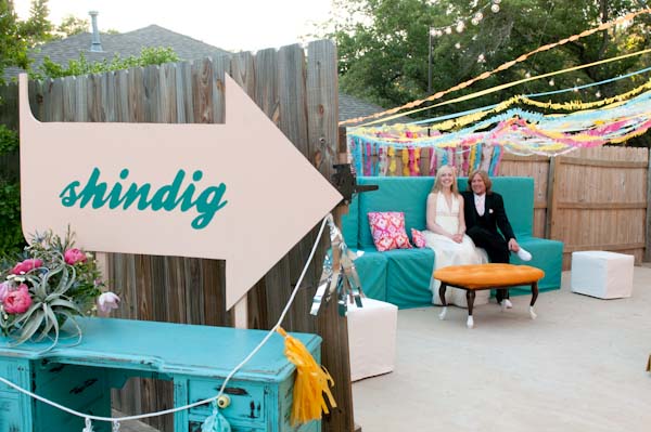 unique-and-artsy-backyard-wedding
