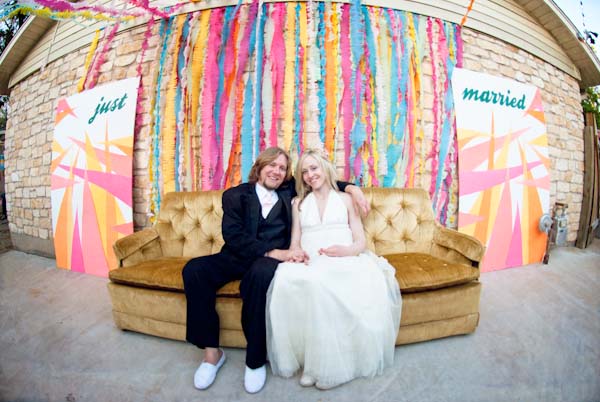 unique-and-artsy-backyard-wedding