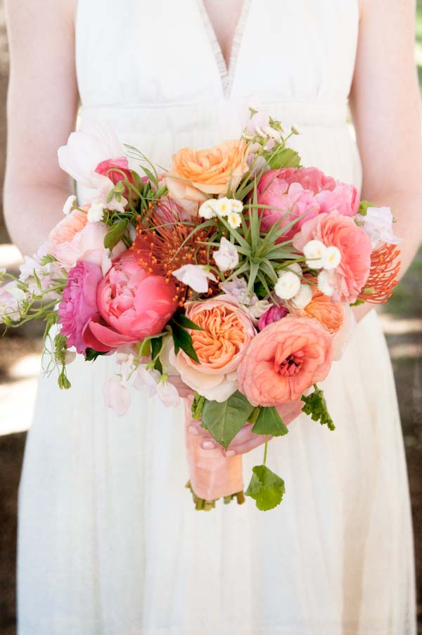 unique-and-artsy-backyard-wedding