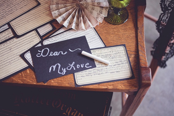 vintage-musical-wedding-ideas