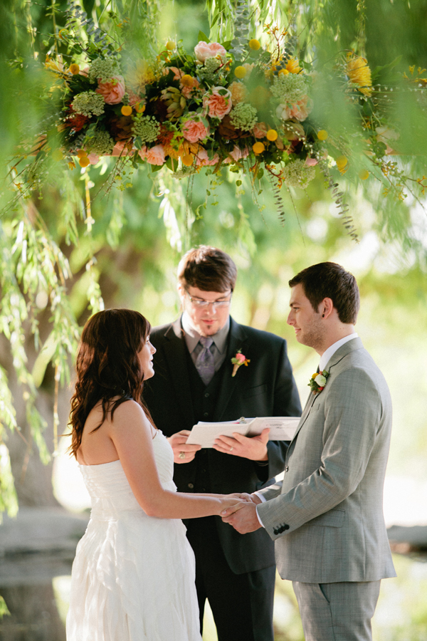 wedding-day-pom-pom-wall