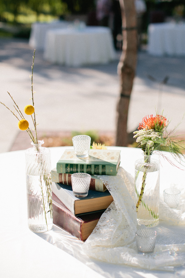 wedding-day-pom-pom-wall