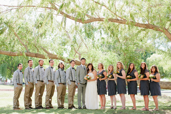 wedding-day-pom-pom-wall