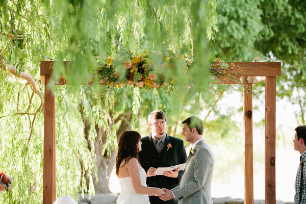 wedding-day-pom-pom-wall