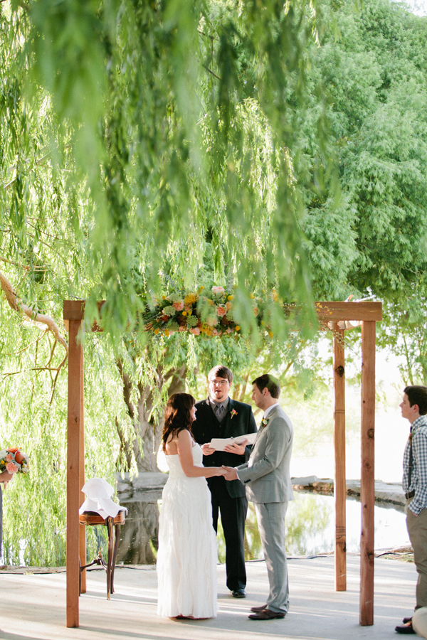 wedding-day-pom-pom-wall