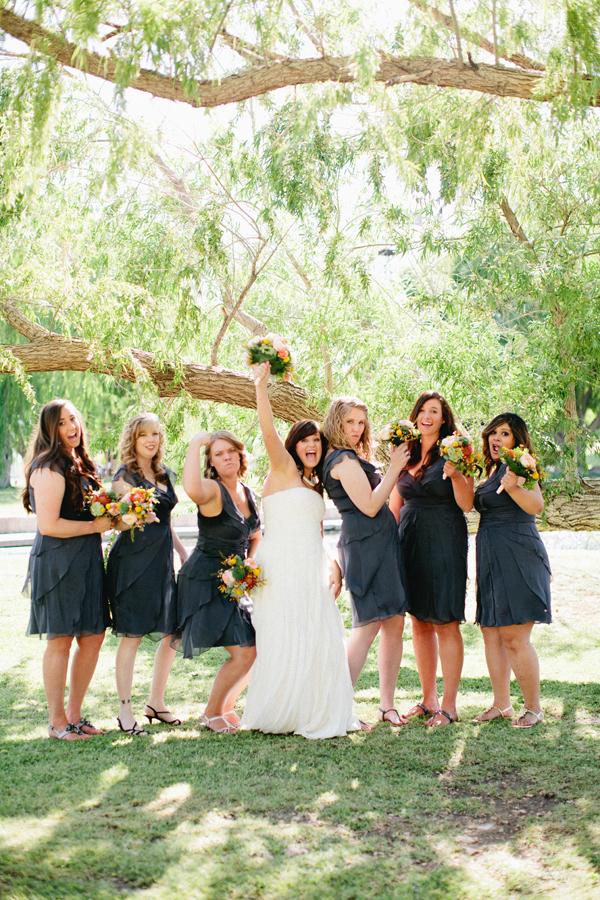 wedding-day-pom-pom-wall