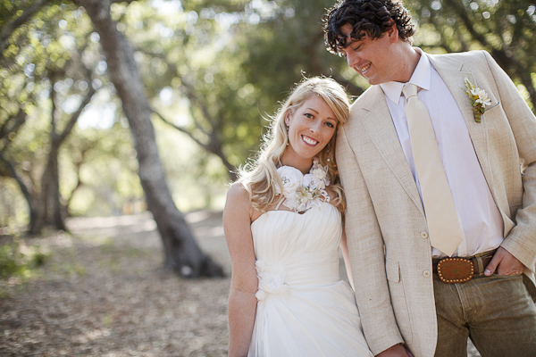 yellow-and-cream-rustic-wedding-ideas