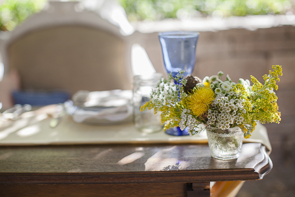yellow-and-cream-rustic-wedding-ideas