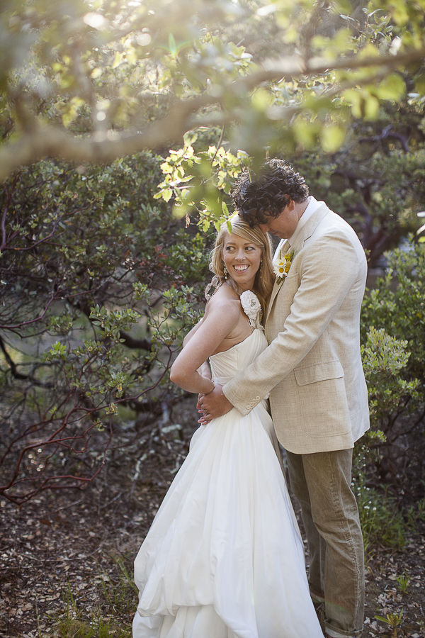 yellow-and-cream-rustic-wedding-ideas