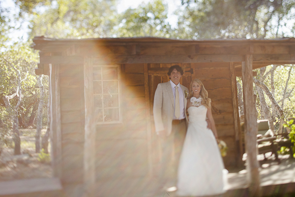yellow-and-cream-rustic-wedding-ideas