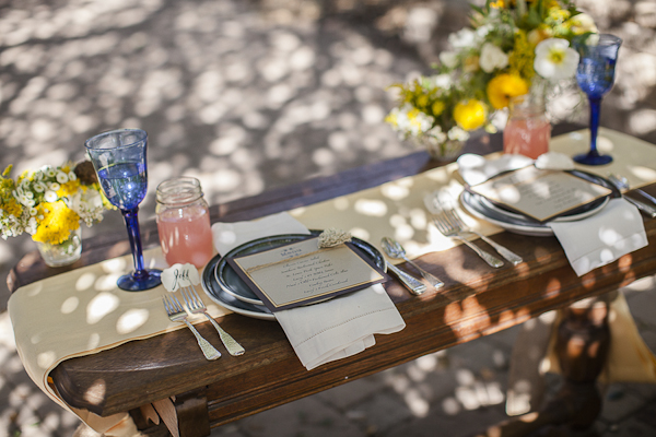 yellow-and-cream-rustic-wedding-ideas
