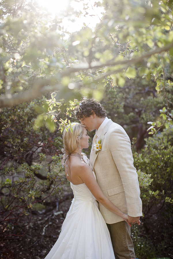 yellow-and-cream-rustic-wedding-ideas