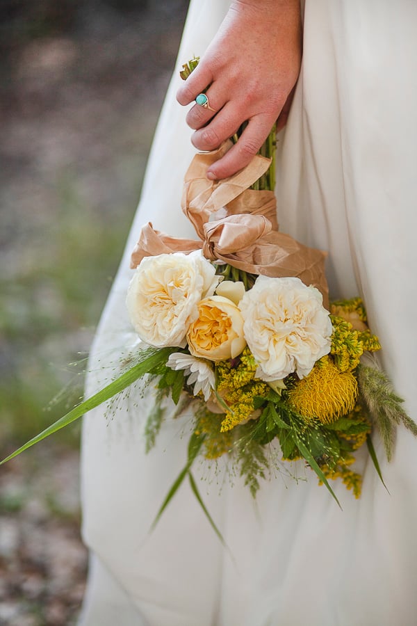 yellow-and-cream-rustic-wedding-ideas
