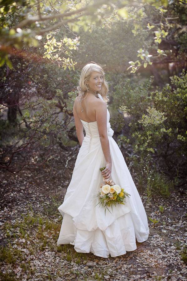 yellow-and-cream-rustic-wedding-ideas