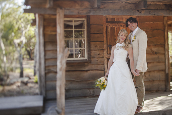 yellow-and-cream-rustic-wedding-ideas