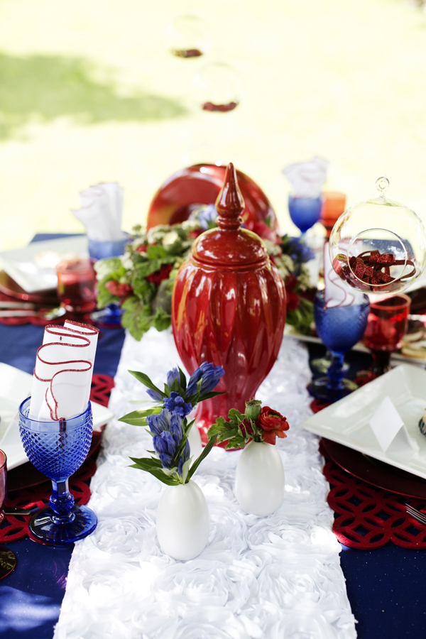 americana-backyard-wedding-ideas