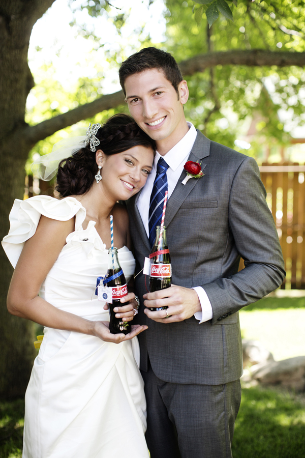 americana-backyard-wedding-ideas