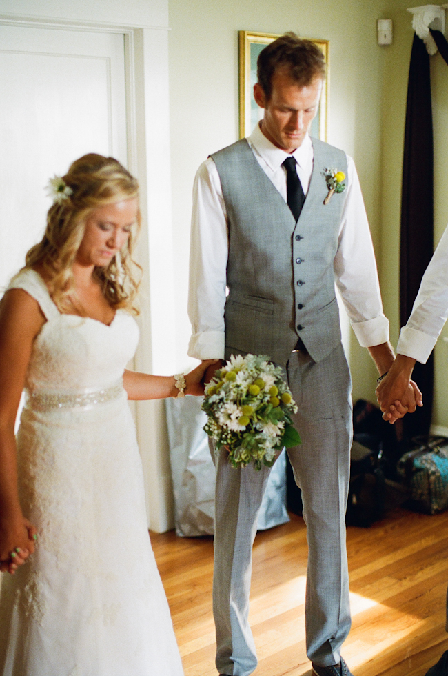 antique-style-wedding-ideas-from