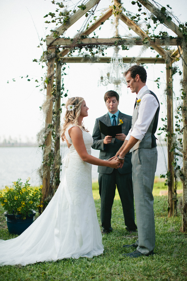 antique-style-wedding-ideas-from