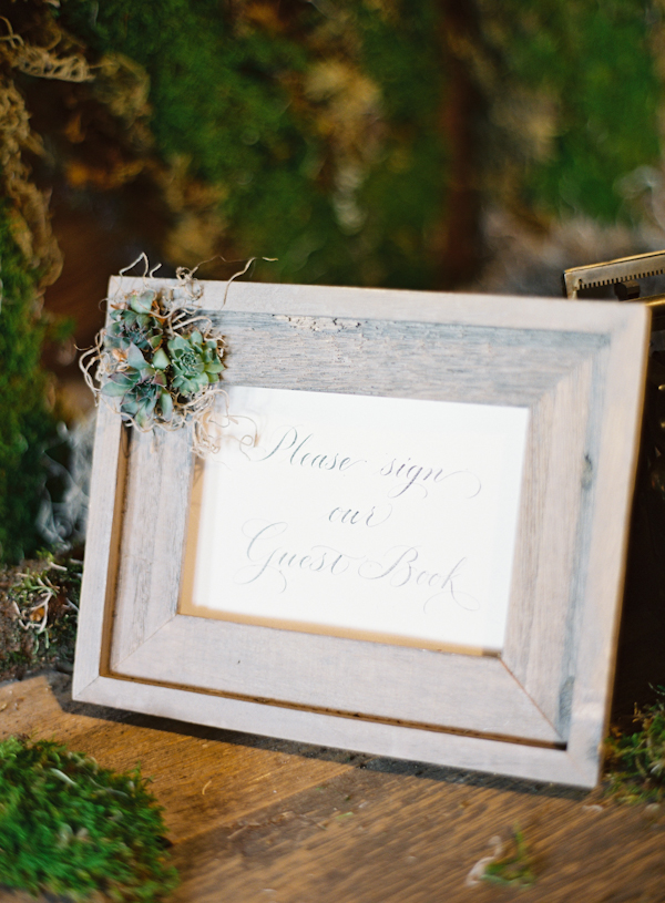 elegant-barnyard-wedding-by-erich
