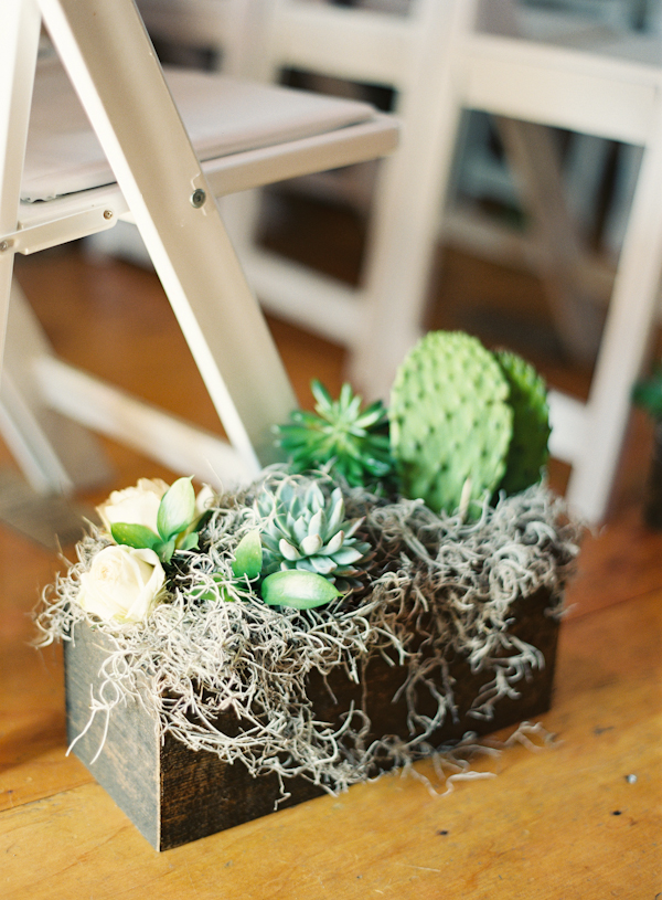 elegant-barnyard-wedding-by-erich