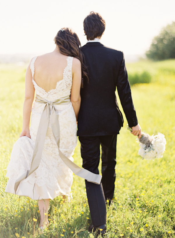 elegant-barnyard-wedding-by-erich