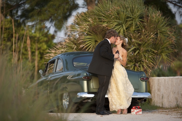 florida-beach-wedding-at-the-postcard