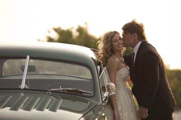 florida-beach-wedding-at-the-postcard
